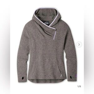 STIO Women’s Sweetwater Fleece Hoodie in Pebble Heather Small